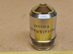 Hertel & Reuss CN-fl 10x Microscope Objective - 10:1 N.A. 0.30 Met. for transmitted light NCG (without coverslip) or EPI reflected light