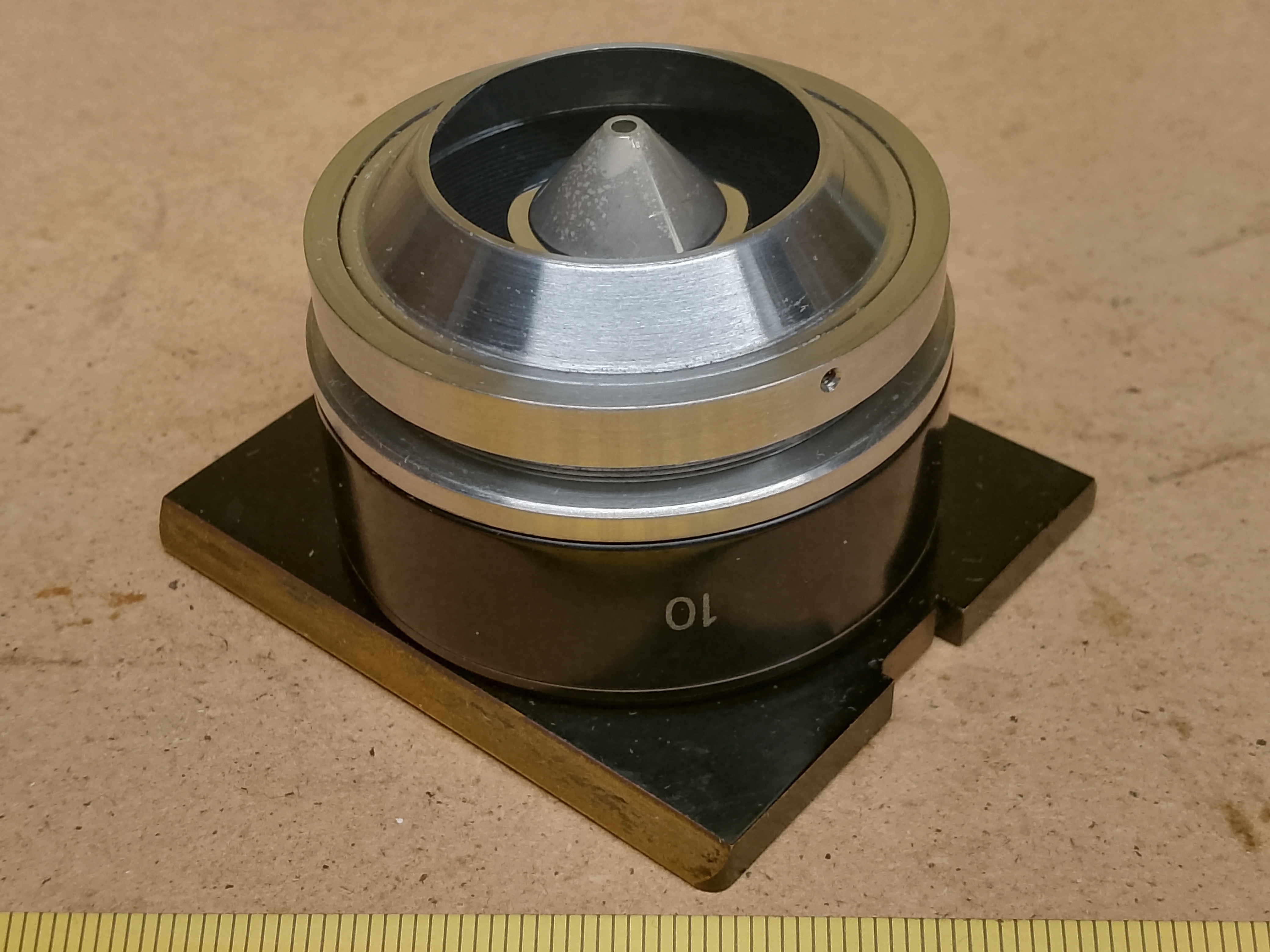Carl Zeiss Jena Vertival Wsuwka lustrzana (tzw. kondensor ciemnego pola EPI) numer "10" wraz z obiektywem - ujęcie #1