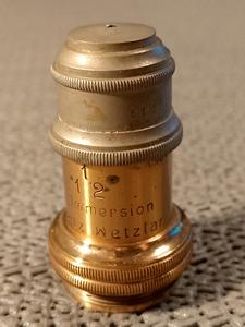 Leitz Vintage antique brass Obiektyw mikroskopowy E.Leitz Wetzlar 1/12 Oel-Immersion Apert. 1,30, powiększenie 100x, immersja olejowa, RMS, mosiężny, vintage, antique