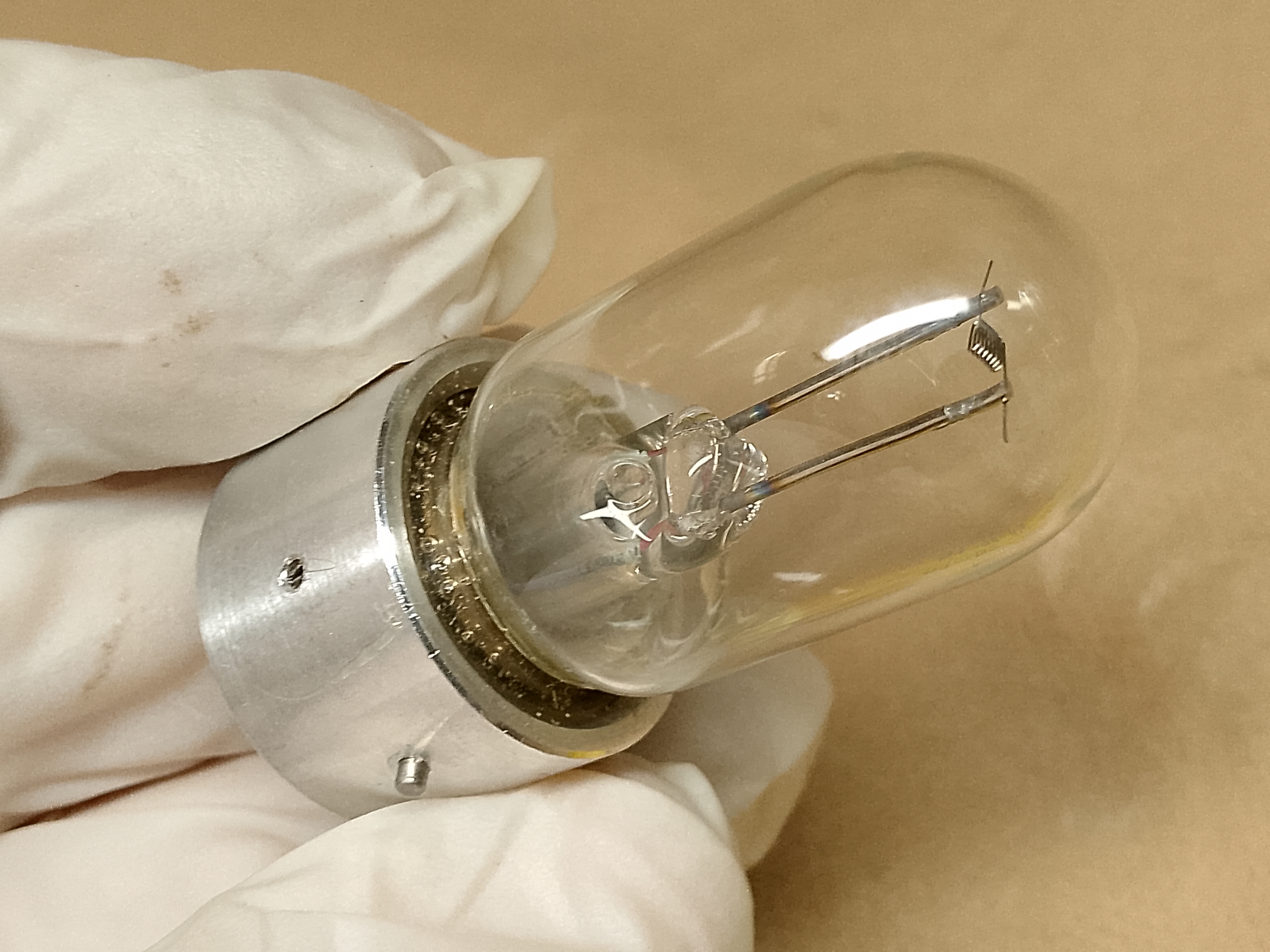 PZO MB-30 - żarówka Osram 8018 6V 15W - ujęcie #8