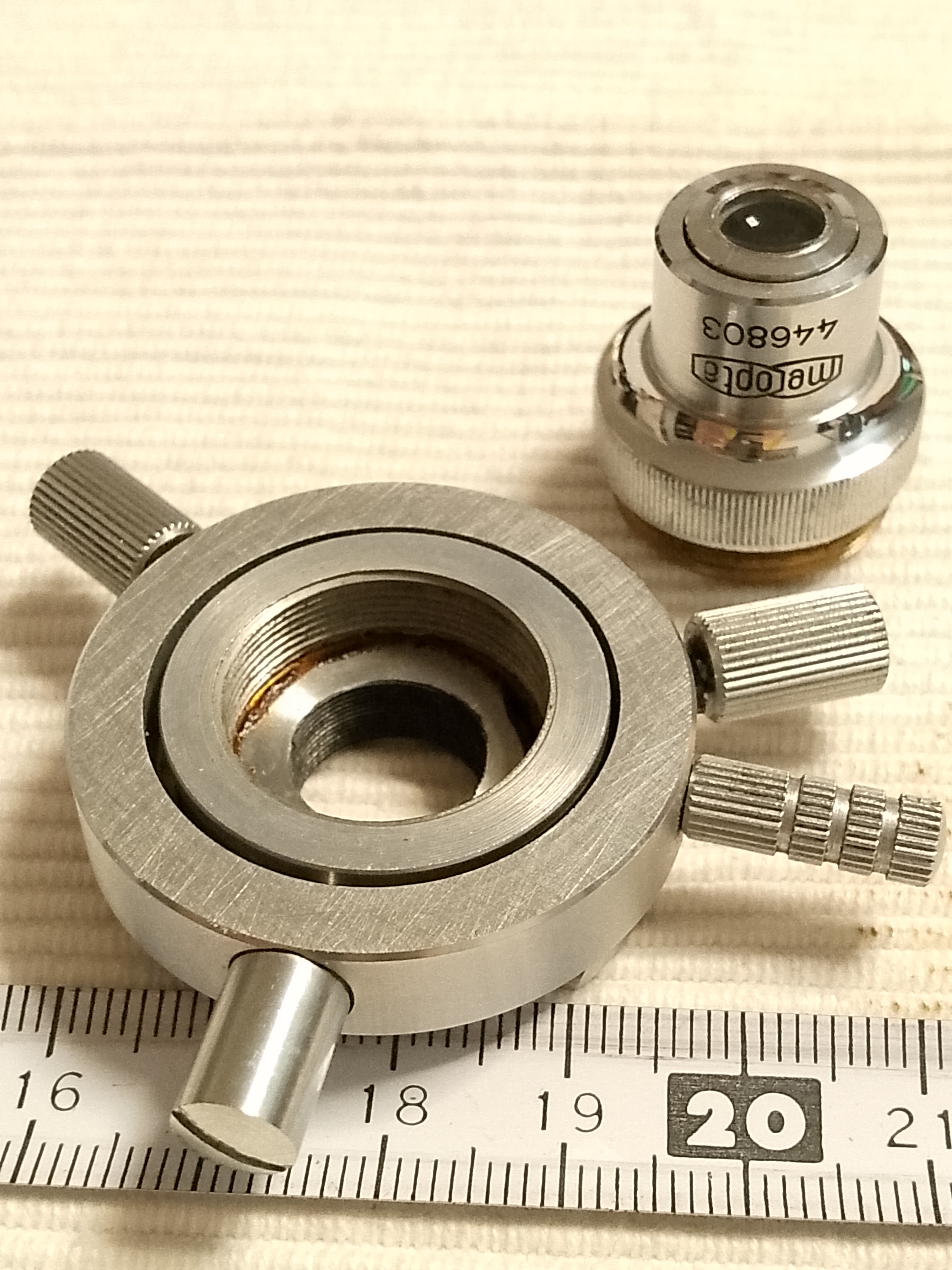 Meopta RU2 - mikroskopowy obiektyw polaryzacyjny P12 0,45-oo/0 i adapter obiektywu - ujęcie #1