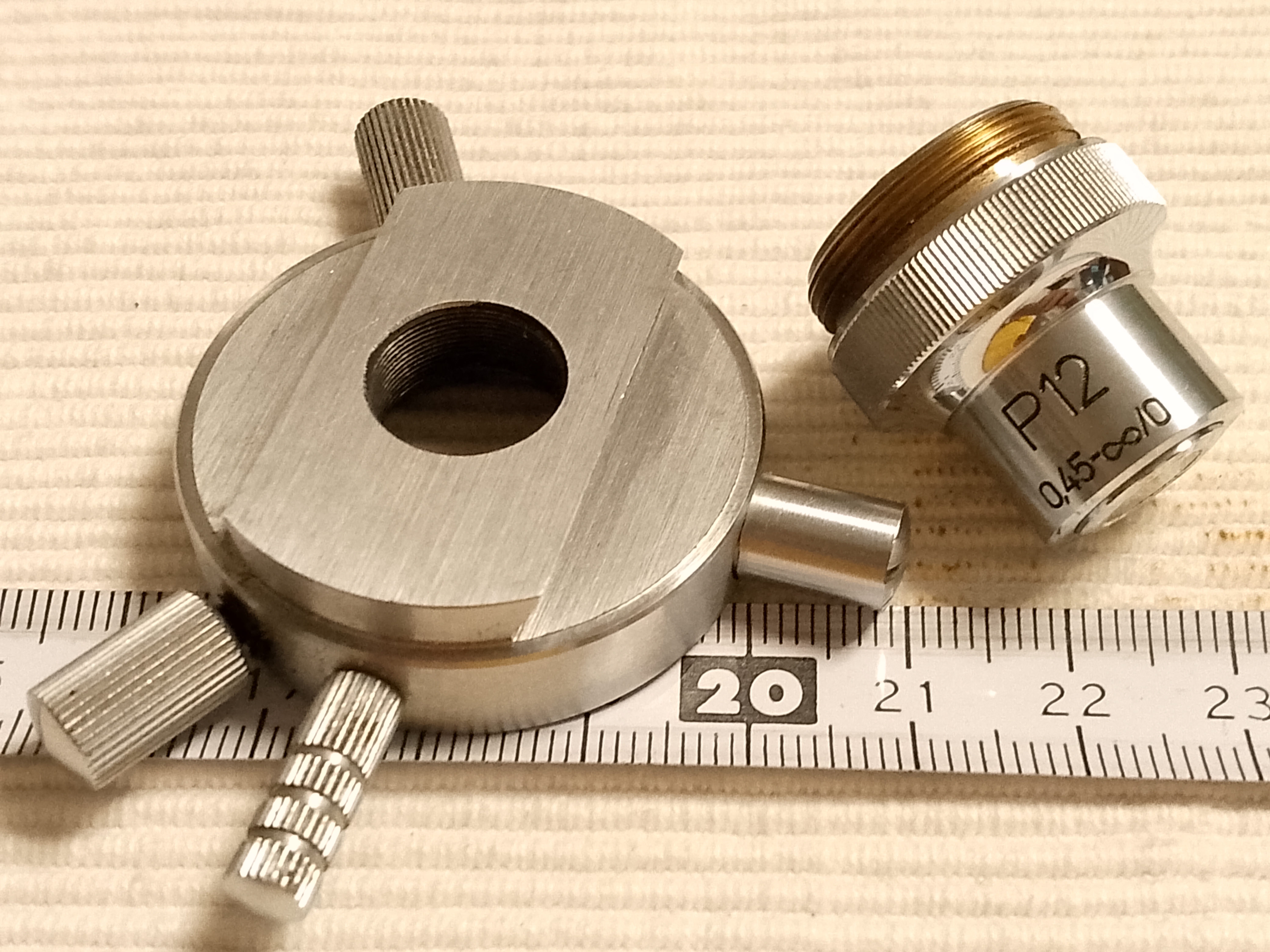 Meopta RU2 - mikroskopowy obiektyw polaryzacyjny P12 0,45-oo/0 i adapter obiektywu - ujęcie #9