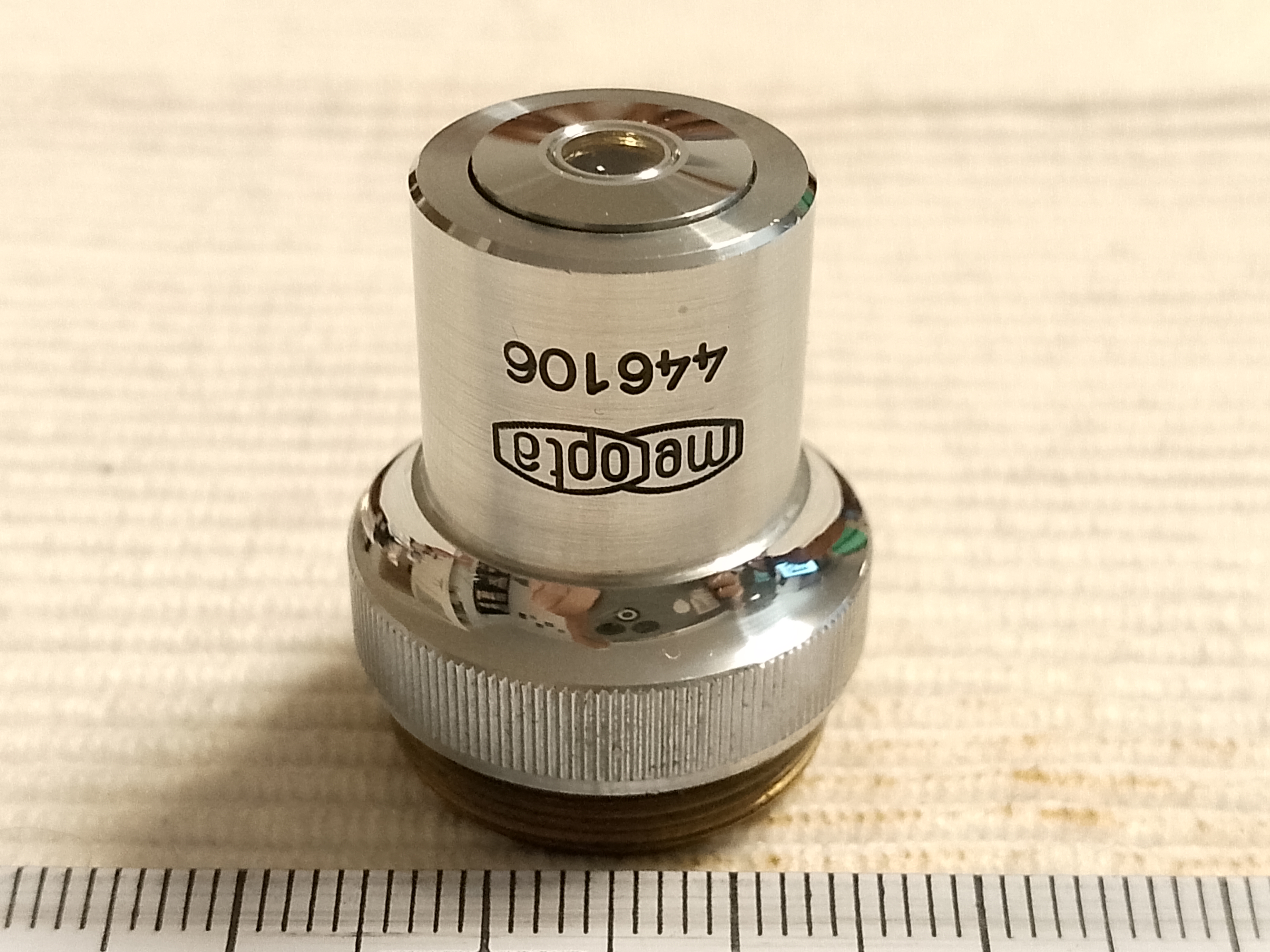 Meopta RU2 - mikroskopowy obiektyw polaryzacyjny P24 0,65-oo/0 RMS - ujęcie #2