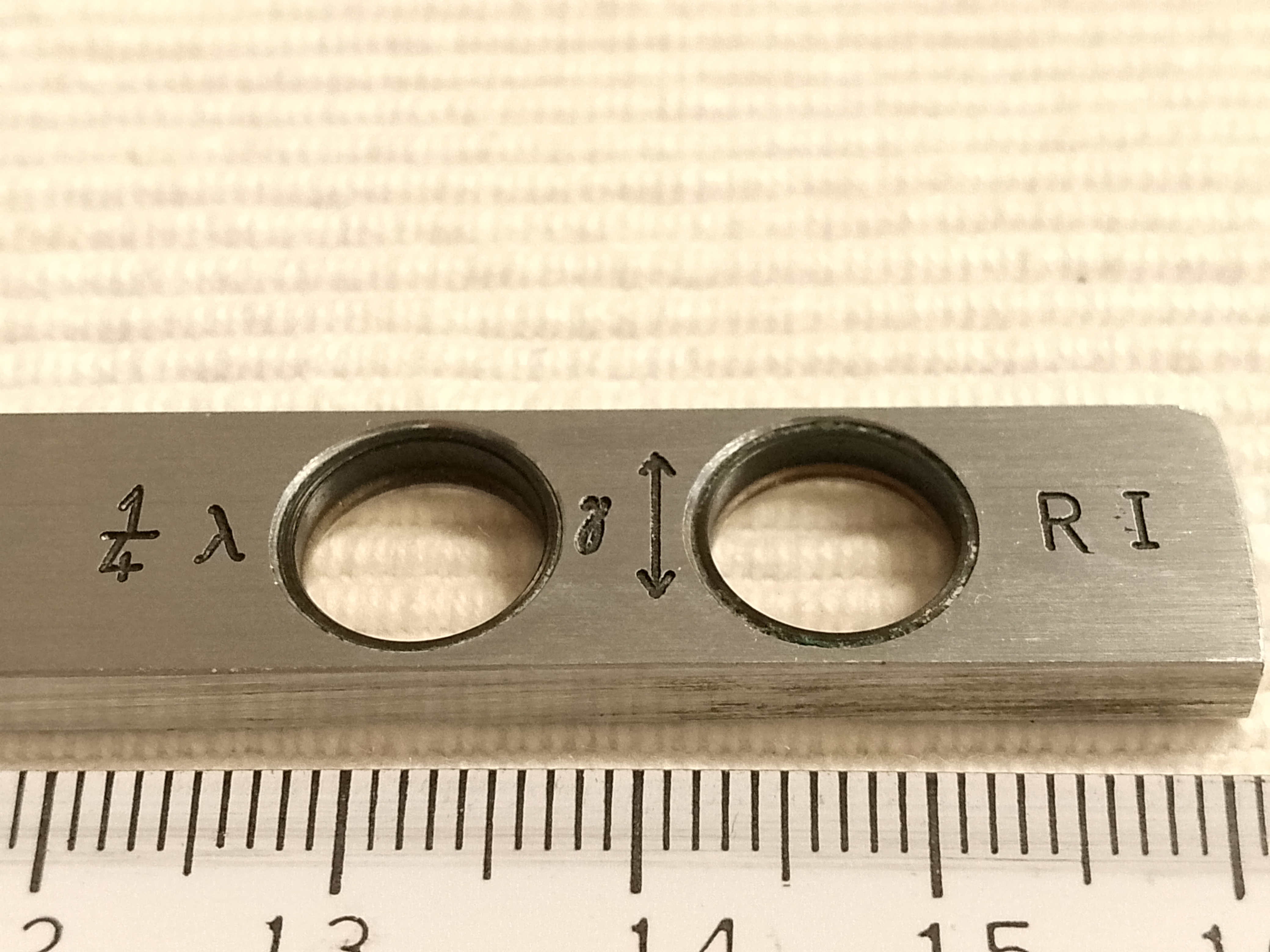Meopta RU2 Kompensator Meopta 1/4 lambda i Quartz RI do mikroskopu polaryzacyjnego, wsuwka ćwierćfalówka - ujęcie #5