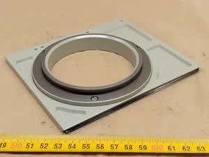 Carl Zeiss Jena Ergaval / Amplival - Unterseite (Bodenplatte) mit Schwalbenschwanz-Befestigungsring - XY Mikroskop-Kreuztisch Serviceelement / Reparaturteil - thumbnail