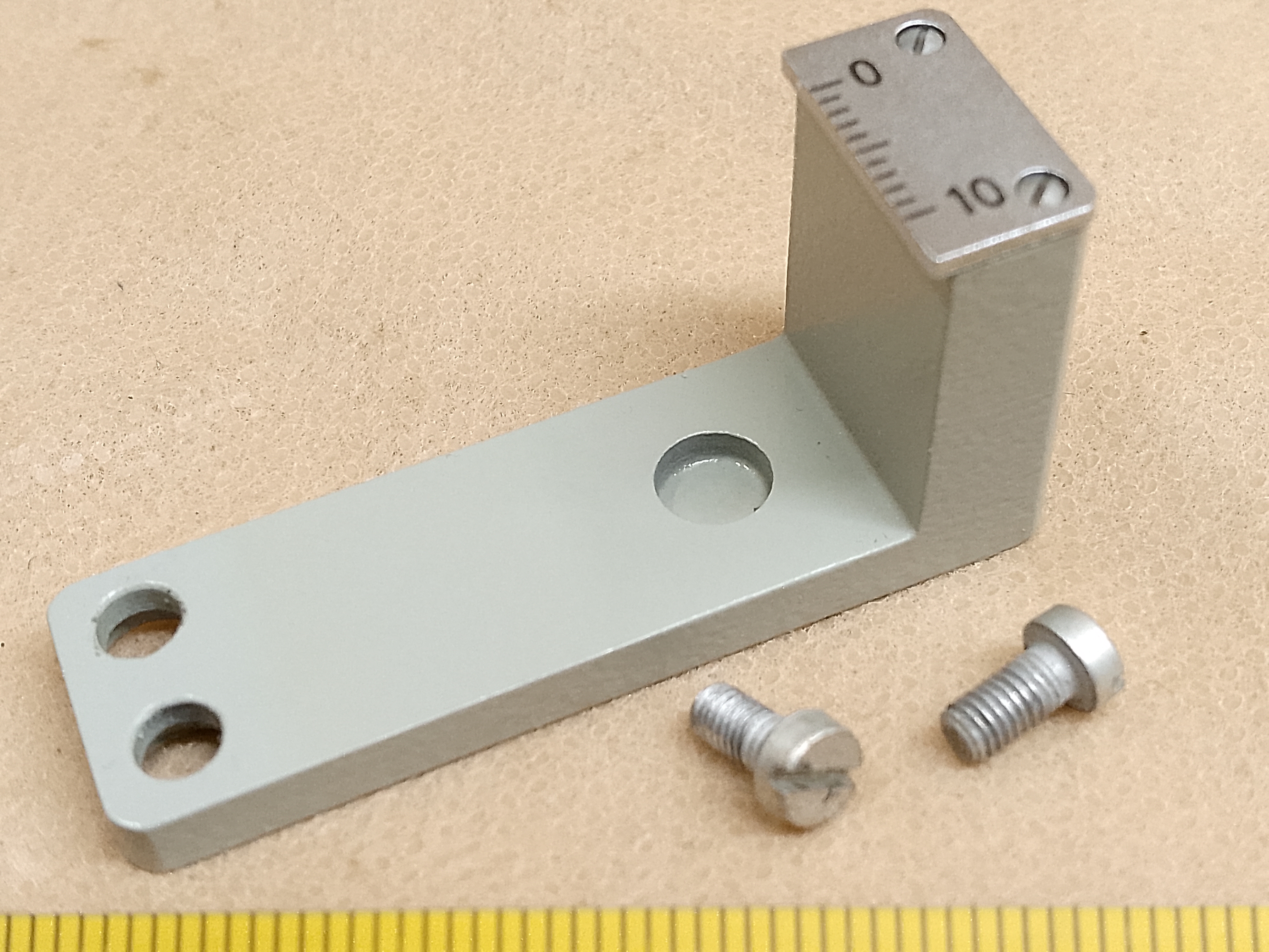 Carl Zeiss Jena Ergaval / Amplival - vertikale 0-10 Skala - XY Mikroskop-Kreuztisch Serviceelement / Reparaturteil