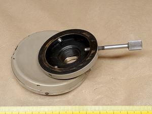 Vickers Patholux - rewolwer na 4 obiektywy mikroskopowe RMS - different 7 view