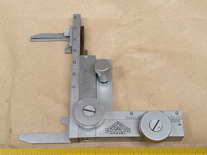 Hertel & Reuss CN-hf mechaniczny mechanizm krzyżowy XY do stolika mikroskopowego 