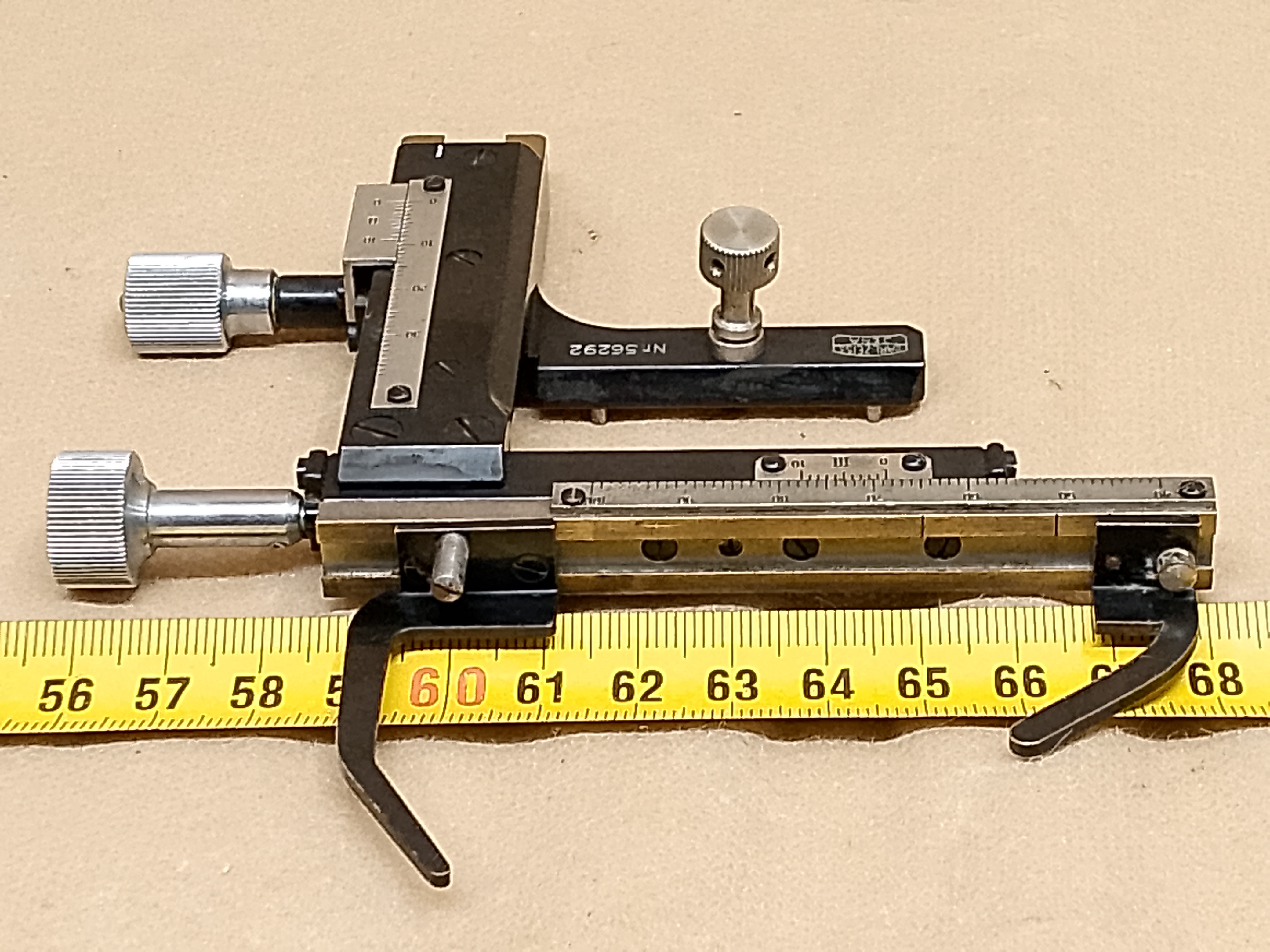 Carl Zeiss Jena mechanical XY cross mechanism for microscope stage | vintage specimen holder