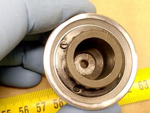 Lomo MIN-8 / Polam - obrotowa wkładka (wsuwka) z filtrem polaryzacyjnym i przysłoną irysową do kondensora mikroskopowego | polaryzator - different 6 view