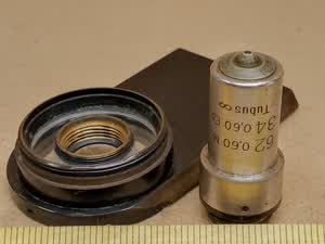 Carl Zeiss Jena Metalliput 62 0,60 Met / 34 0,60 Epi Metallurgical microscope objective with EPI illuminator adapter (60x/0,60)