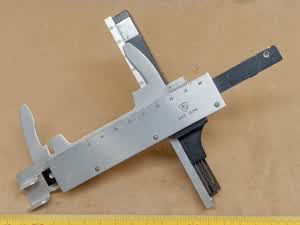 AO One-Fifty microscope mechanical stage attachment CAT. 1534 | American Optical XY cross specimen holder - thumbnail