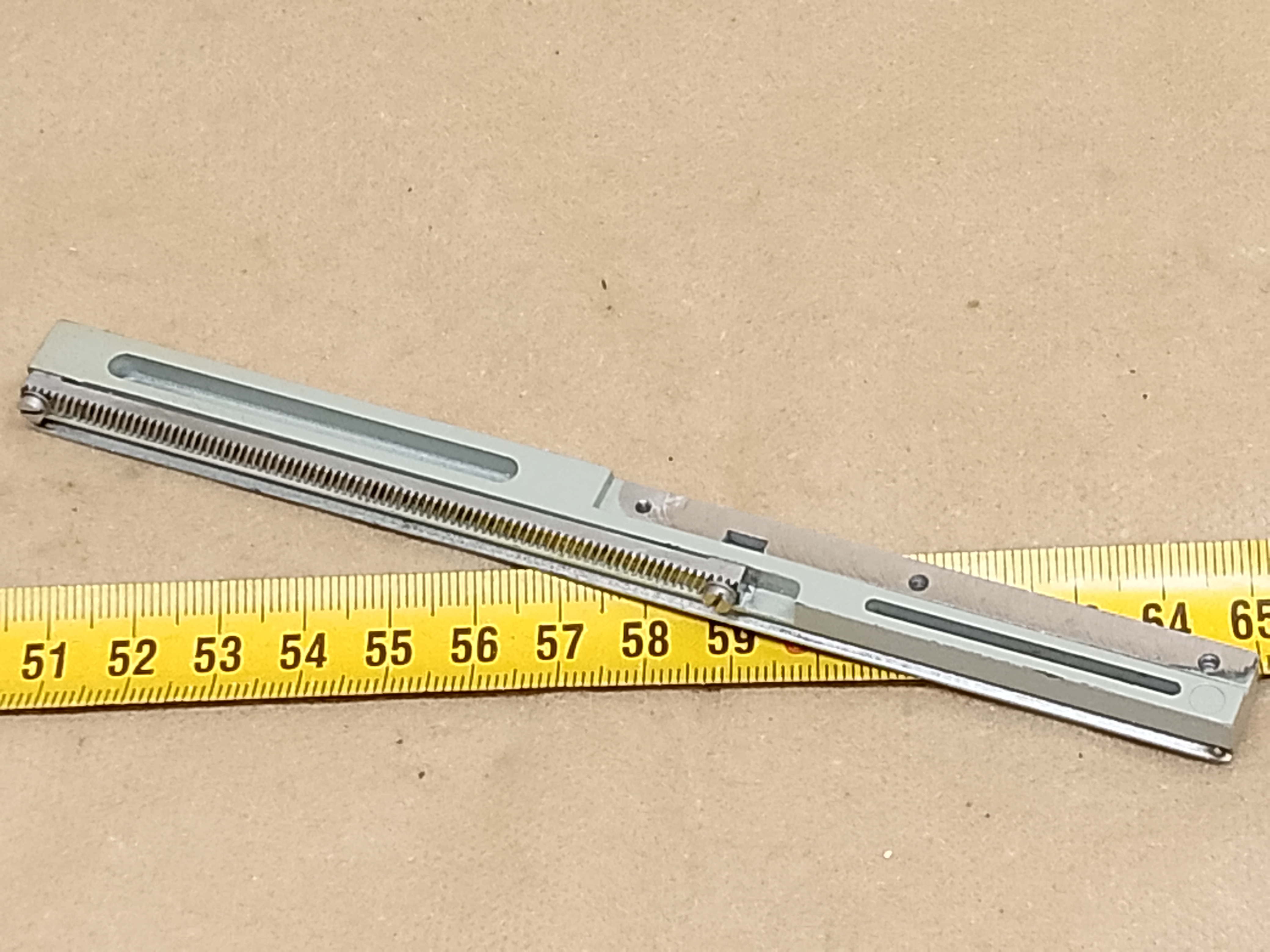 Carl Zeiss Jena Laboval / Eduval - część serwisowa do naprawy mechanizmu krzyżowego XY stolika mikroskopowego - ujęcie #11