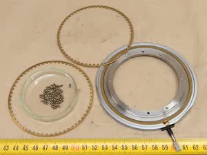 Zeiss Photomicroscope / Universal - Drehkranz mit Kugellagern - XY Mikroskop-Kreuztisch Serviceelement / Reparaturteil - thumbnail