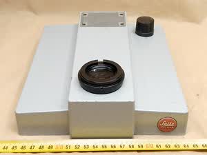 Leitz SM-LUX - podstawa mikroskopu z elektryką i przysłoną polową - different 2 view