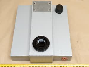 Leitz SM-LUX - podstawa mikroskopu z elektryką i przysłoną polową - thumbnail