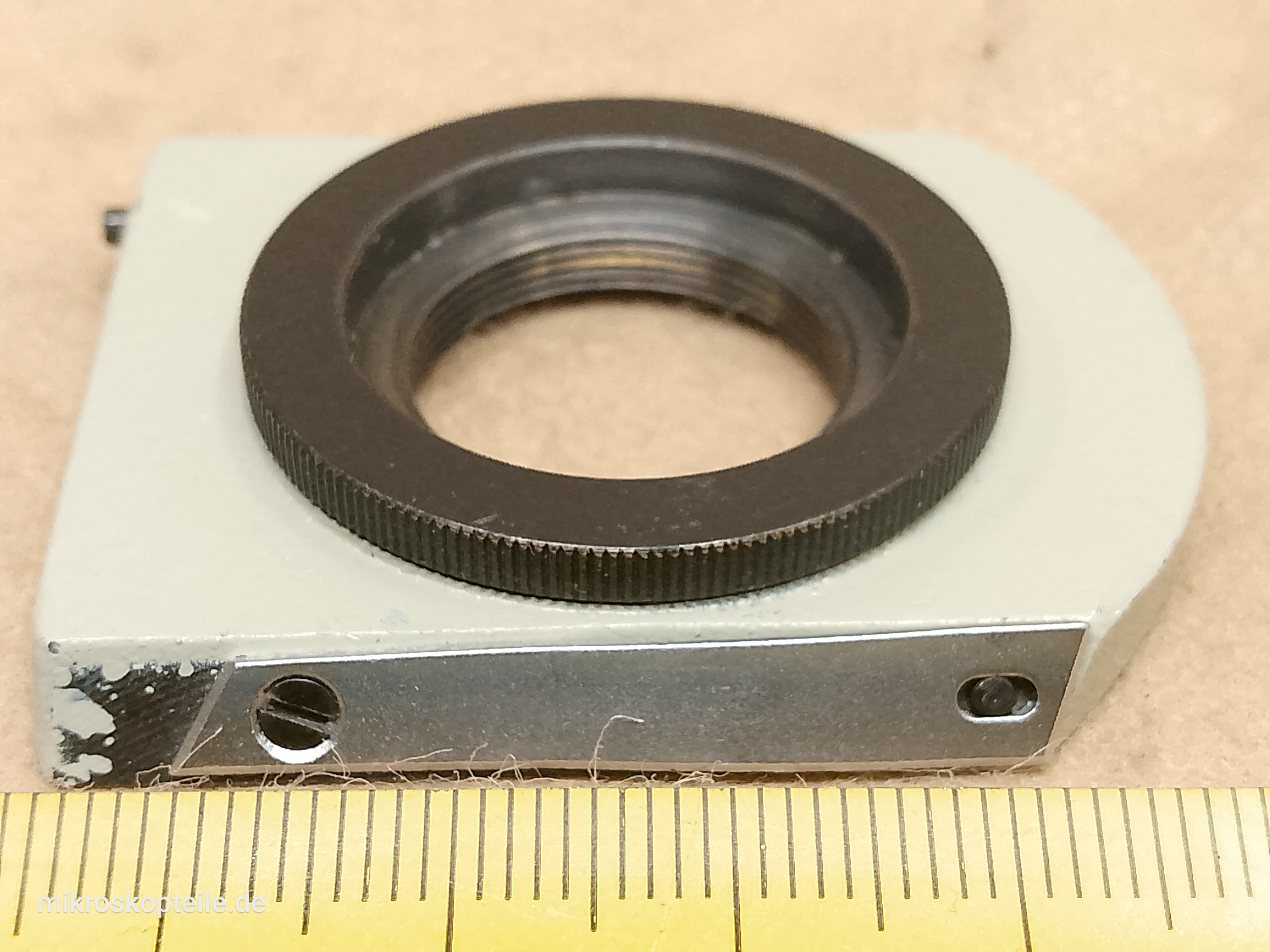 Lomo MMU-3 - adapter obiektywów EPI z gwintem M27/RMS do mikroskopu metalurgicznego - ujęcie #2