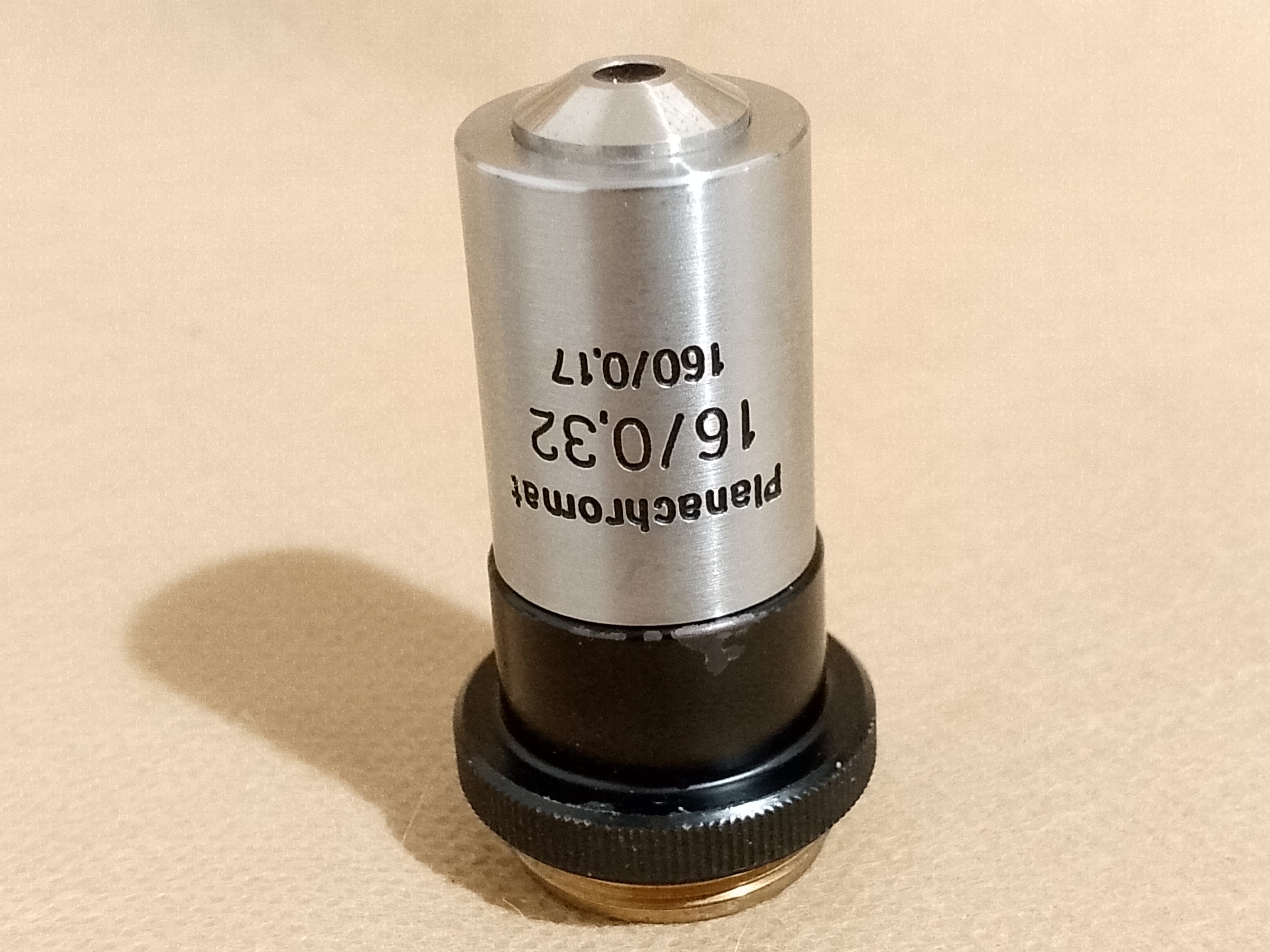 Carl Zeiss Jena Planachromat 16/0,32 160/0,17 microscope objective 16x