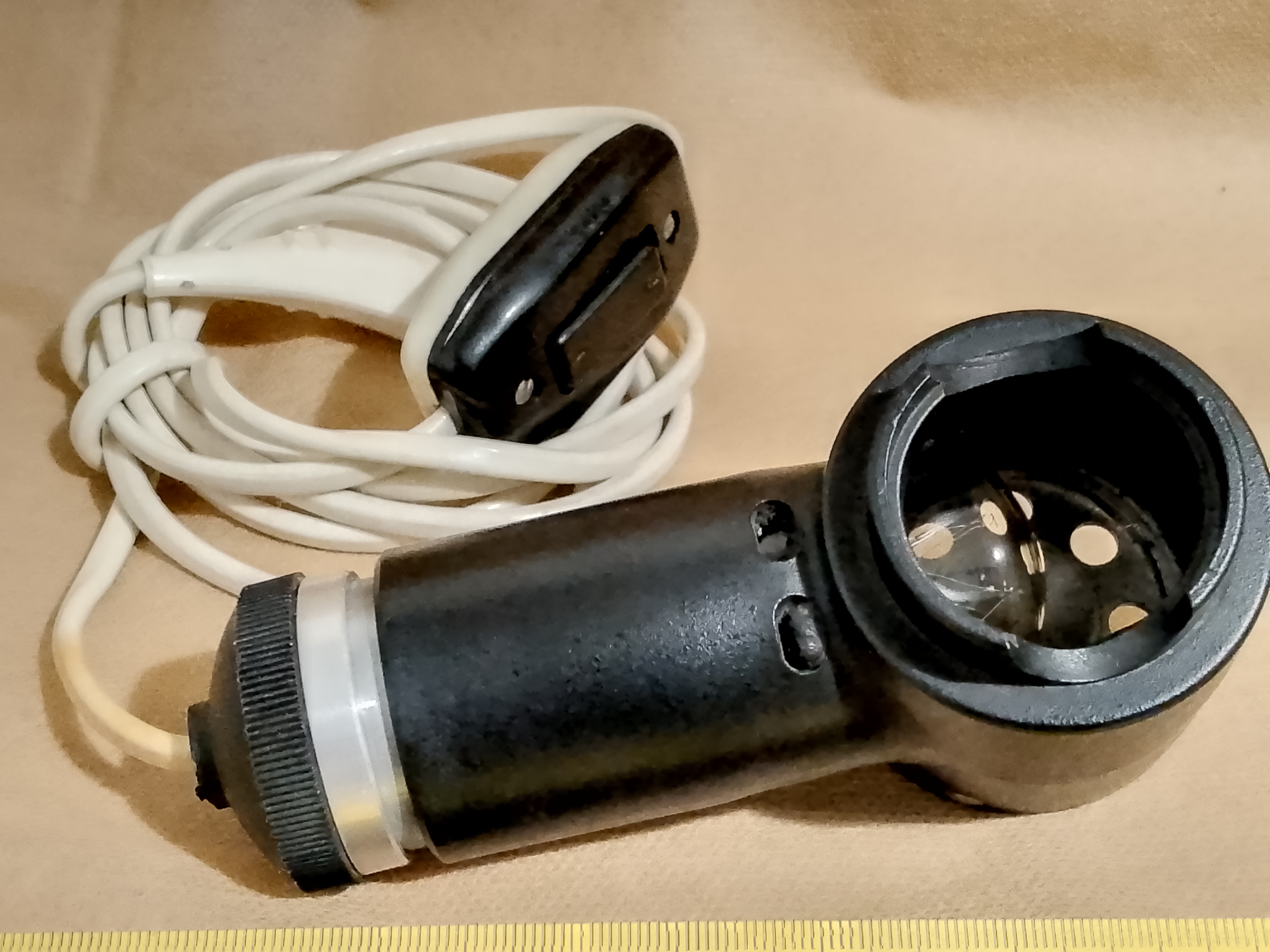 PZO Studar Oświetlacz mikroskopowy PZO LM-2, lampa 220V 15W - ujęcie #1