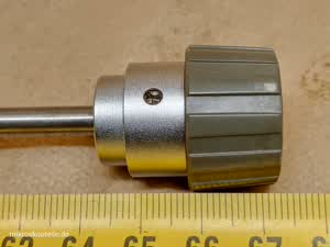 Carl Zeiss Jena Ergaval / Amplival - trzpień ruchu zgrubnego i precyzyjnego | część do serwisu i naprawy mikroskopu