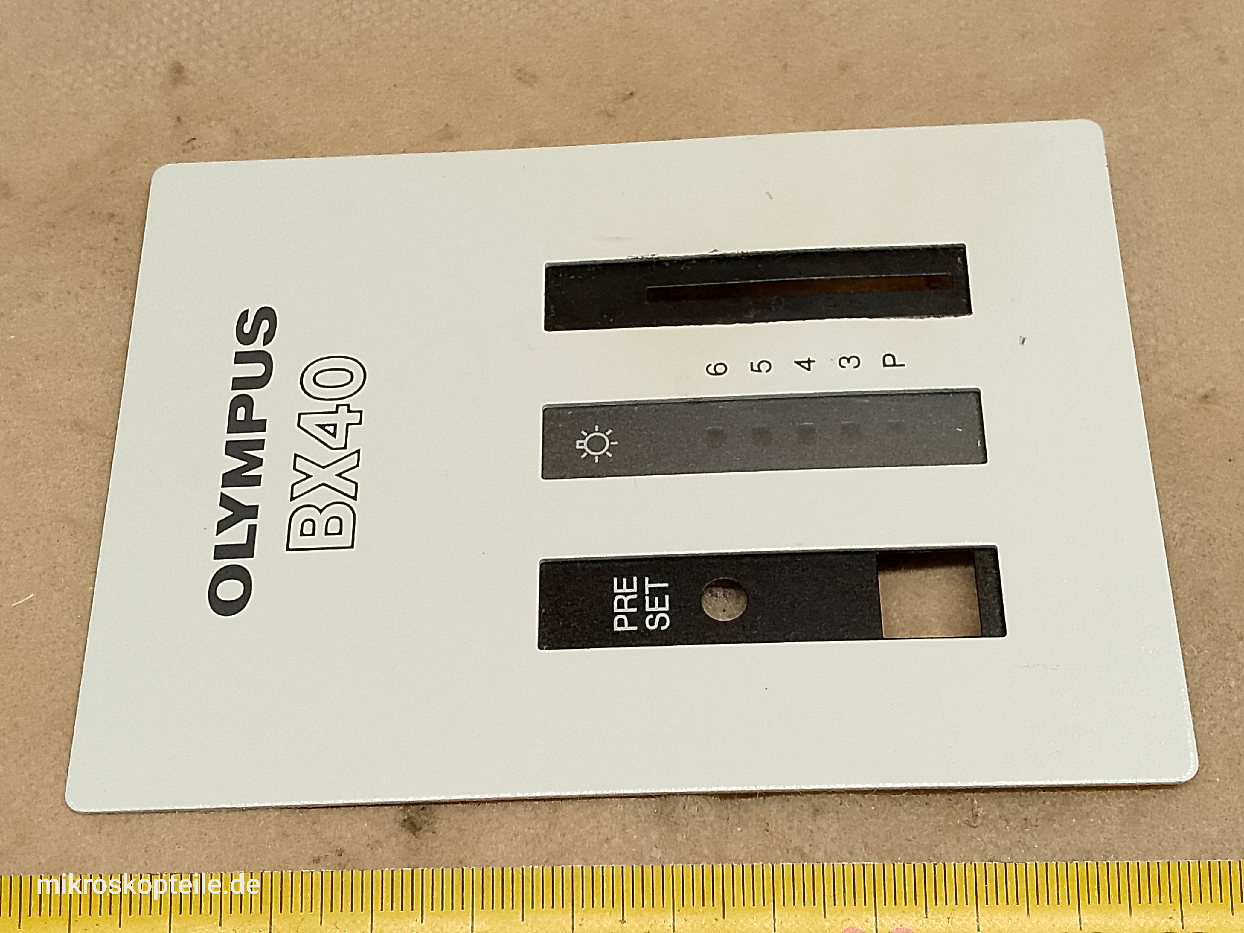 Olympus BX40 - osłona panelu kontrolnego | część do serwisu i naprawy mikroskopu - ujęcie #2