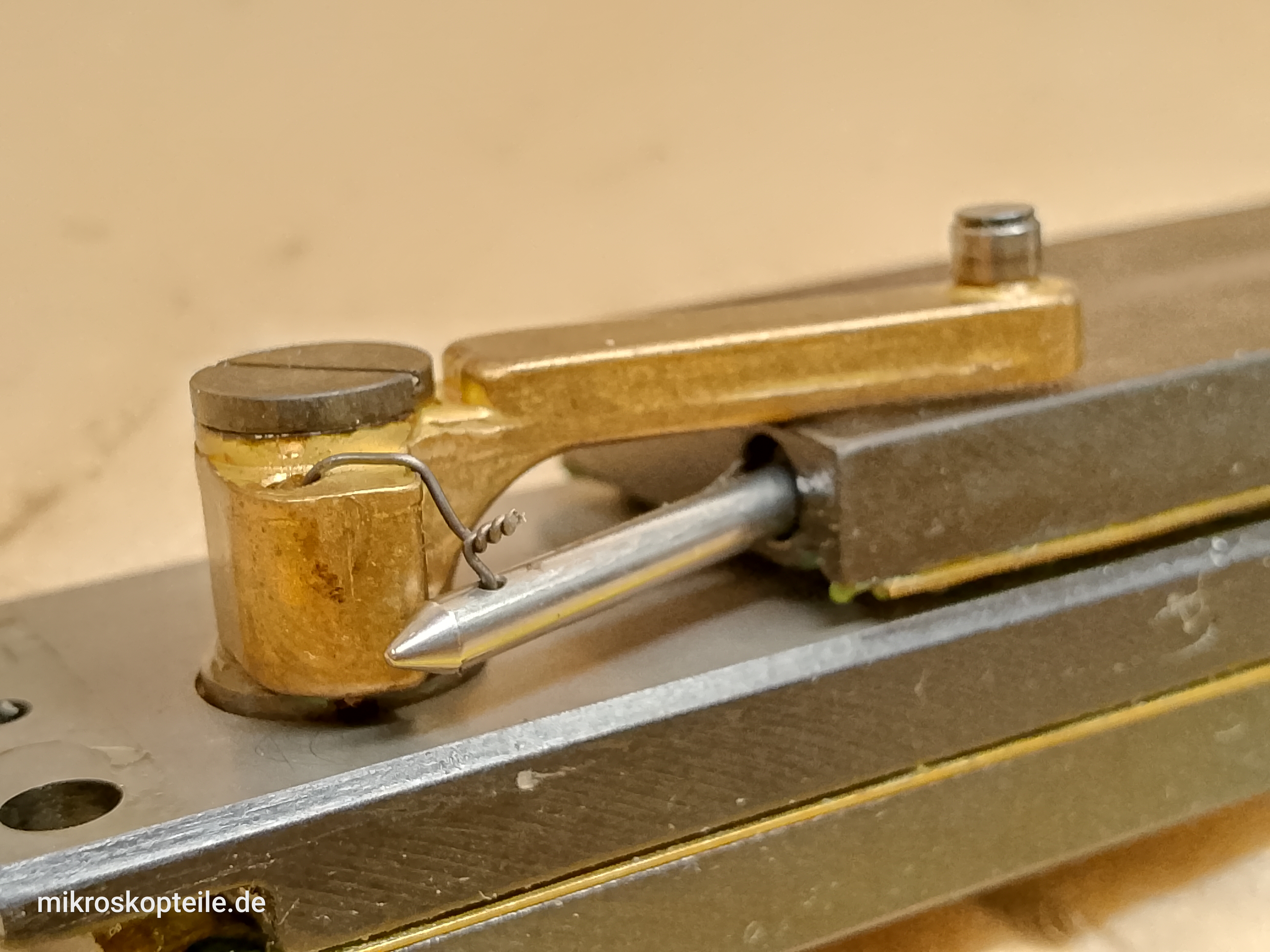Wild M20 - łożyskowy mikro mechanizm przesuwu precyzyjnego mikroskopu, Heerbrugg Switzerland - ujęcie #6