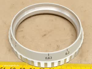 Carl Zeiss Jena Citoval-2 - moletowany pierścień ZOOM z podziałką powiększeń do mikroskopu stereoskopowego - thumbnail