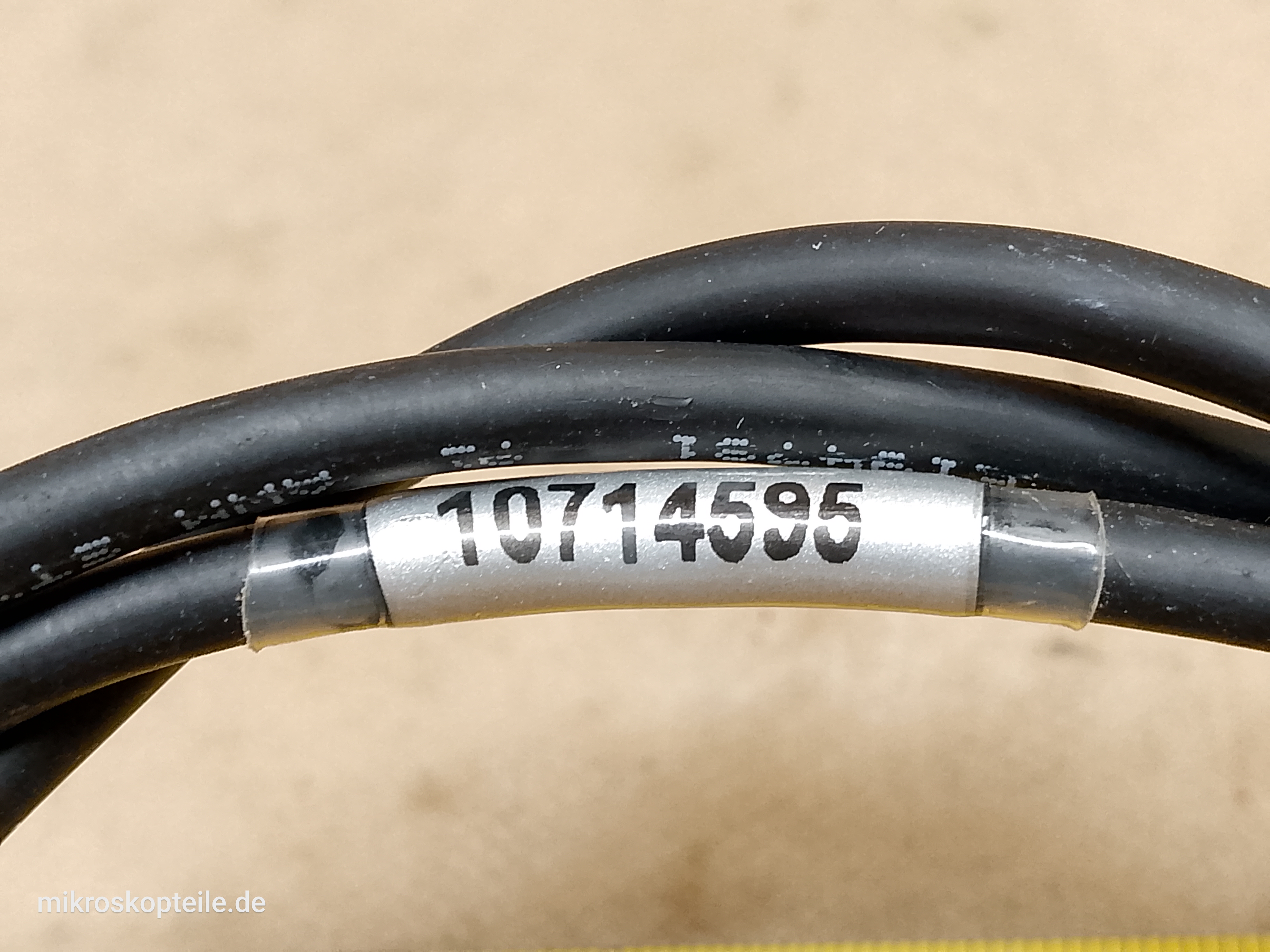 Leica P/N 10714595 kabel zasilania DC do mikroskopu operacyjnego Leica M525 ze statywem OH4
