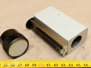 Lomo MMU-3 / MMY-3 metallurgical microscope stand column holder with coarse focus rack - fixed part of the ММУ-3 focusing body - thumbnail