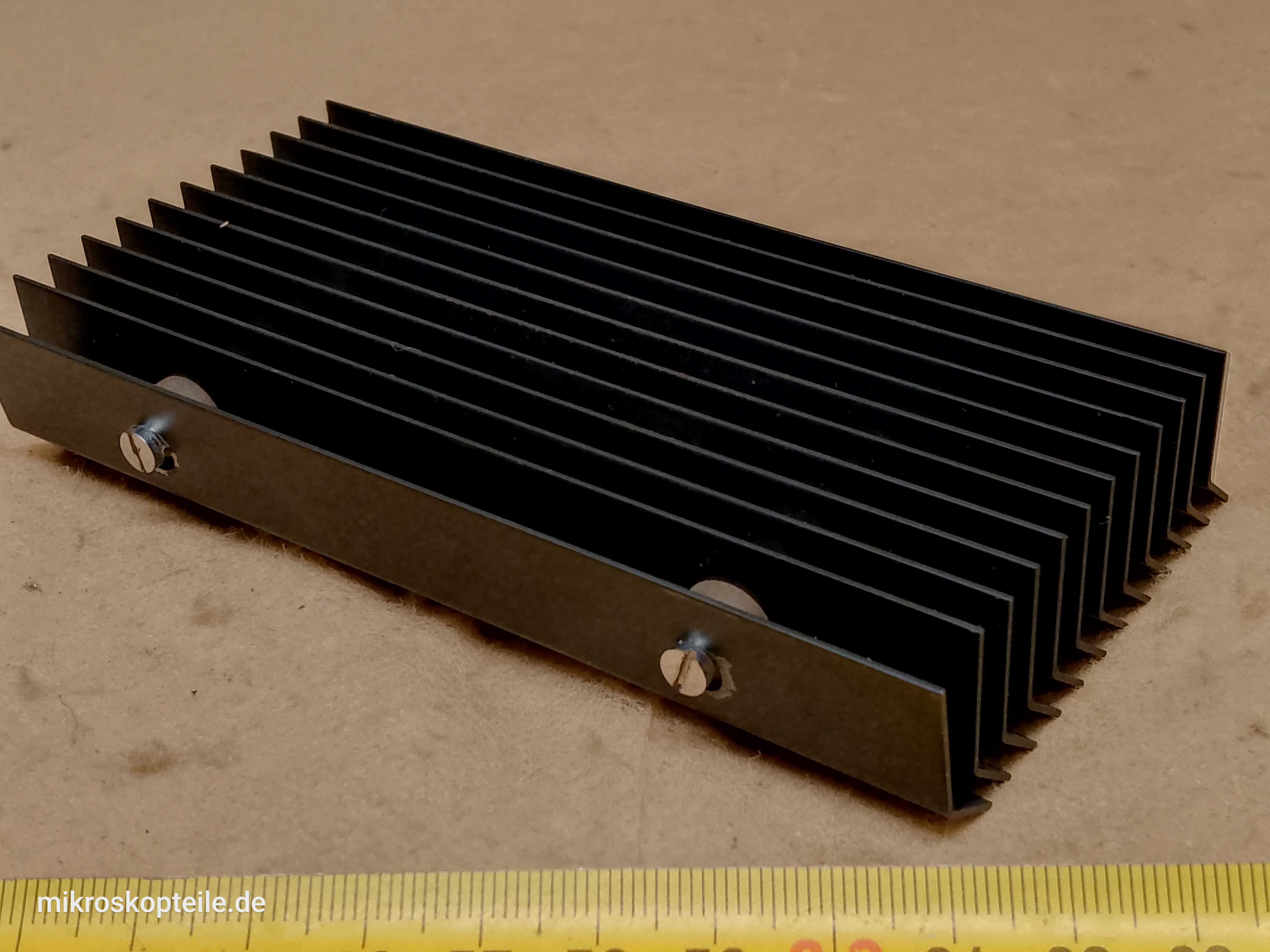 Reichert Zetopan - żeberkowany radiator / chłodzenie mikroskopowego oświetlacza halogenowego 12V 100W Lux-US - ujęcie #6