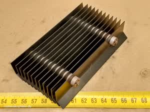 Reichert Zetopan - żeberkowany radiator / chłodzenie mikroskopowego oświetlacza halogenowego 12V 100W Lux-US - ujęcie #2
