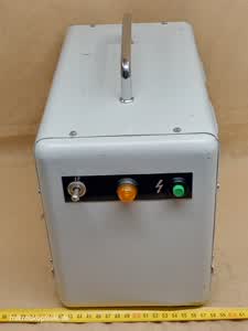 Zeiss Photomicroscope III RS / Universal - mikroskopowy zasilacz lampy fluorescencyjnej HBO 200 W/4 model VWH 200/C 250 f-3b P/N 39 23 34 - different 4 view
