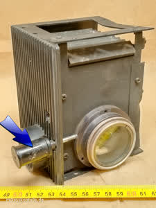 Nikon Optiphot / Labophot - śruba mocująca mikroskopowy oświetlacz fluorescencyjny HBO / Hg 100W - ujęcie #6