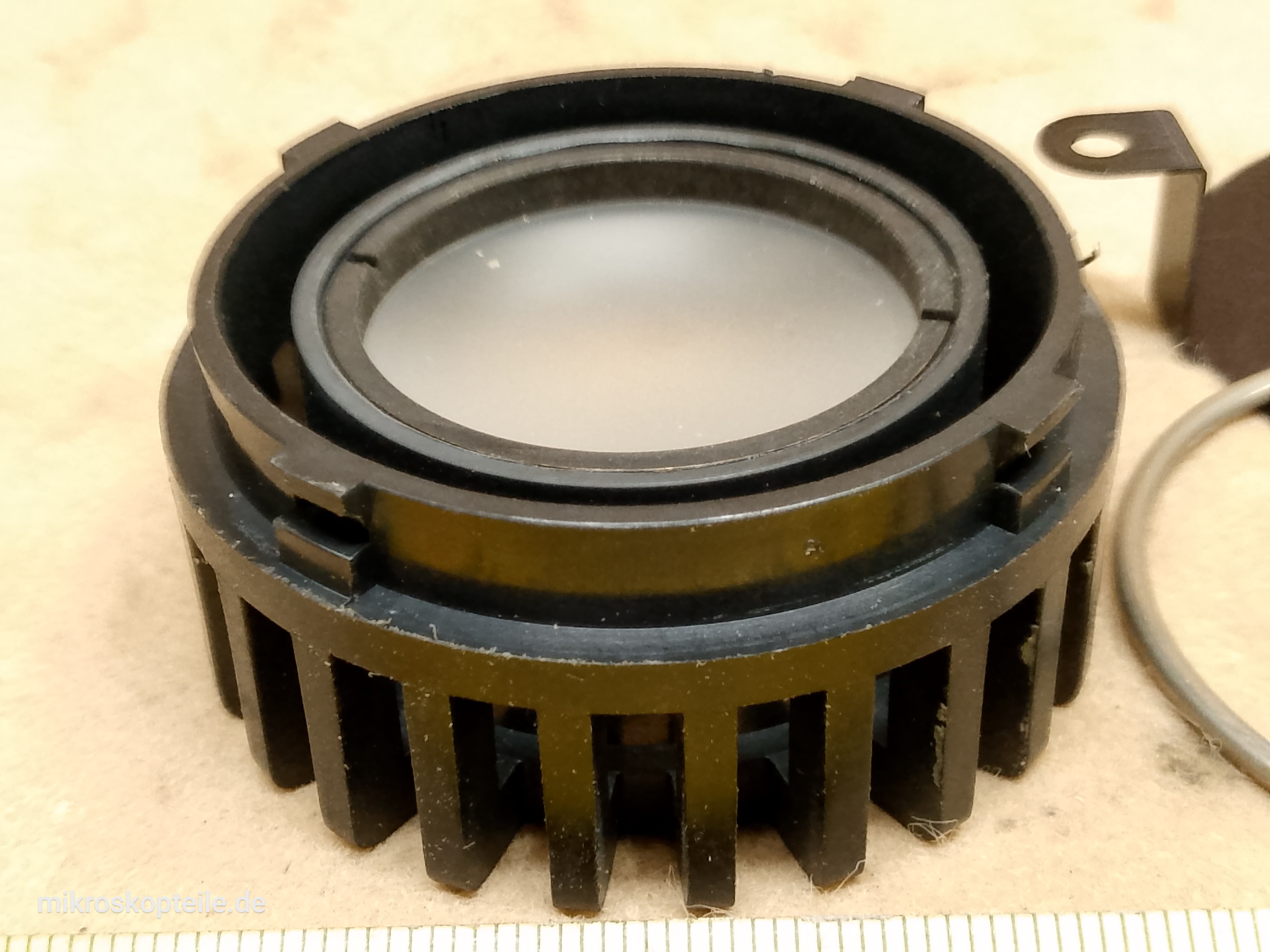 Olympus CHK - soczewka kolektora oświetlenia mikroskopu, matówka oraz uchwyt filtrów - ujęcie #5