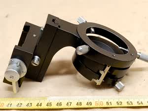 Zeiss Photomicroscope / Ultraphot - mocowanie kondensora mikroskopowego ze śrubami centrującymi, listwa zębata, uchwyt filtrów i soczewka szerokiego pola - different 4 view