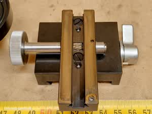 Zeiss Photomicroscope / Ultraphot - mocowanie kondensora mikroskopowego ze śrubami centrującymi, listwa zębata, uchwyt filtrów i soczewka szerokiego pola - different 14 view