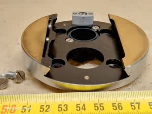 Zeiss Photomicroscope / Universal microscope intermediate tube (trino / optovar) dovetail holder - thumbnail