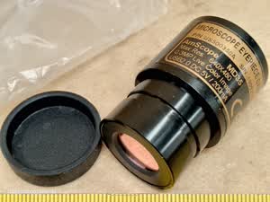 AmScope MD35 - kamera mikroskopowa 640x480 okular USB 2.0 P/N US500350A - different 1 view