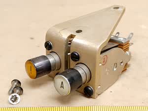 Zeiss Photomicroscope III RS - przycisk ! oraz przycisk A gotowości migawki - different 1 view