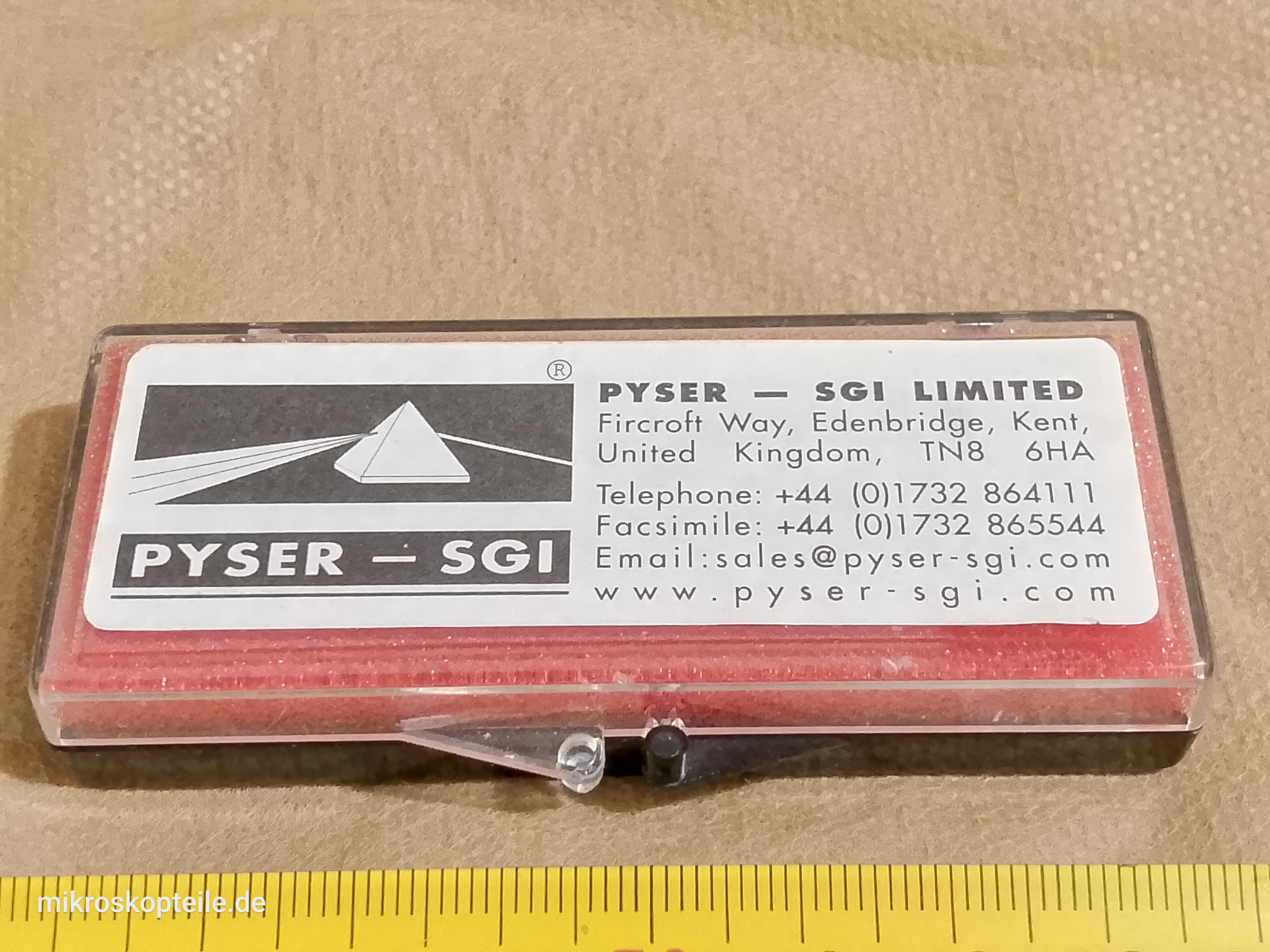 Pyser-SGI mikroskopowe szkiełko mikrometryczne S1 10mm 0.1mm Div 02A00400 Fin-16877 Graticules Ltd. - ujęcie #1