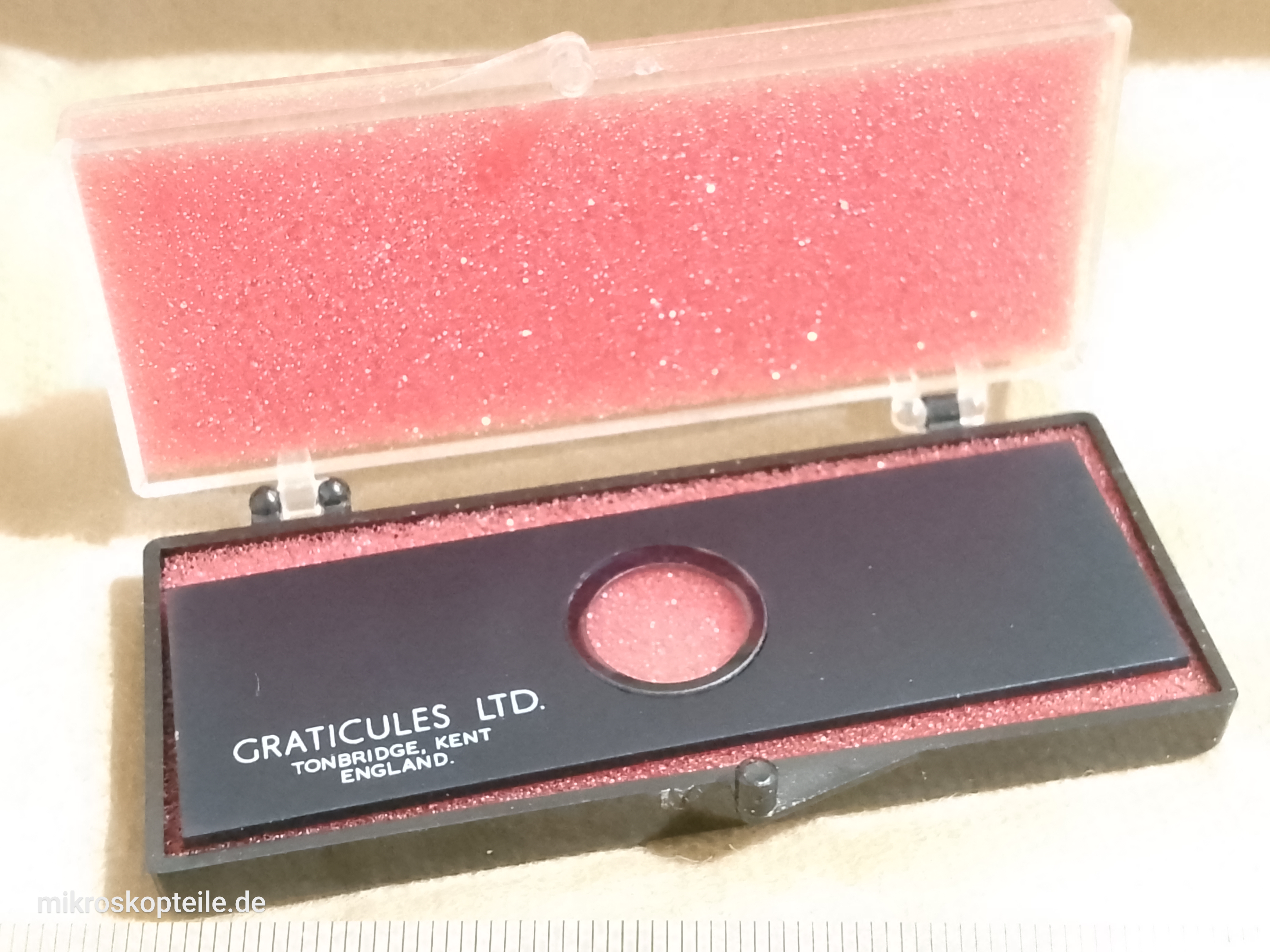 Pyser-SGI mikroskopowe szkiełko mikrometryczne z siatką S9 0,1mm grid 02A00405 FIN-19152 Graticules Ltd. - ujęcie #4