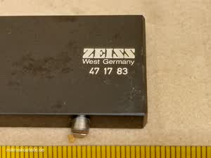 Zeiss ICM 405 mikroskopowa wsuwka photo 35/912 P/N 47 17 83 z siatką fotograficzną