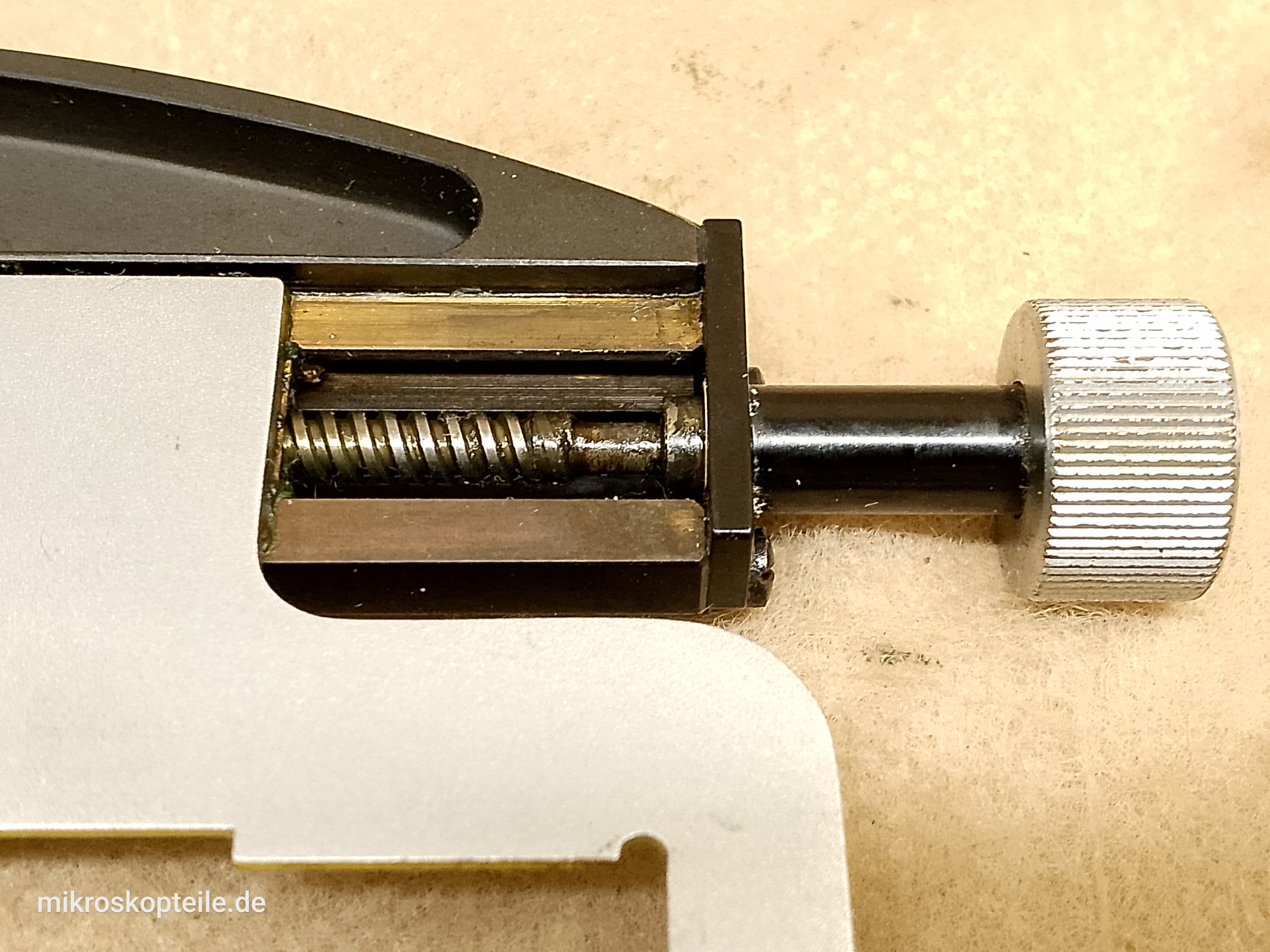 Zeiss Photomicroscope / Standard WL - uchwyt preparatu do okrągłego, obrotowego mechanicznego stolika mikroskopowego XY | przesuw boczny - different 9 view