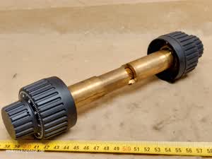 Leica DMRB / DMR Mikroskop komplette Grob- und Feintrieb-Welle mit Ritzel und Fokussierknöpfen - thumbnail