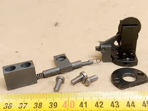 Zeiss Photomicroscope / Universal - mechanizm regulacji precyzyjnej mikroskopu | koła zębate przesuwu mikro - different 15 view
