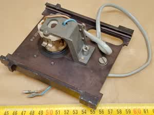 Carl Zeiss Jena Jenalumar - moduł oświetlacza halogenowego 6V 25W do wnętrza dużej obudowy lampy mikroskopowej - different 4 view