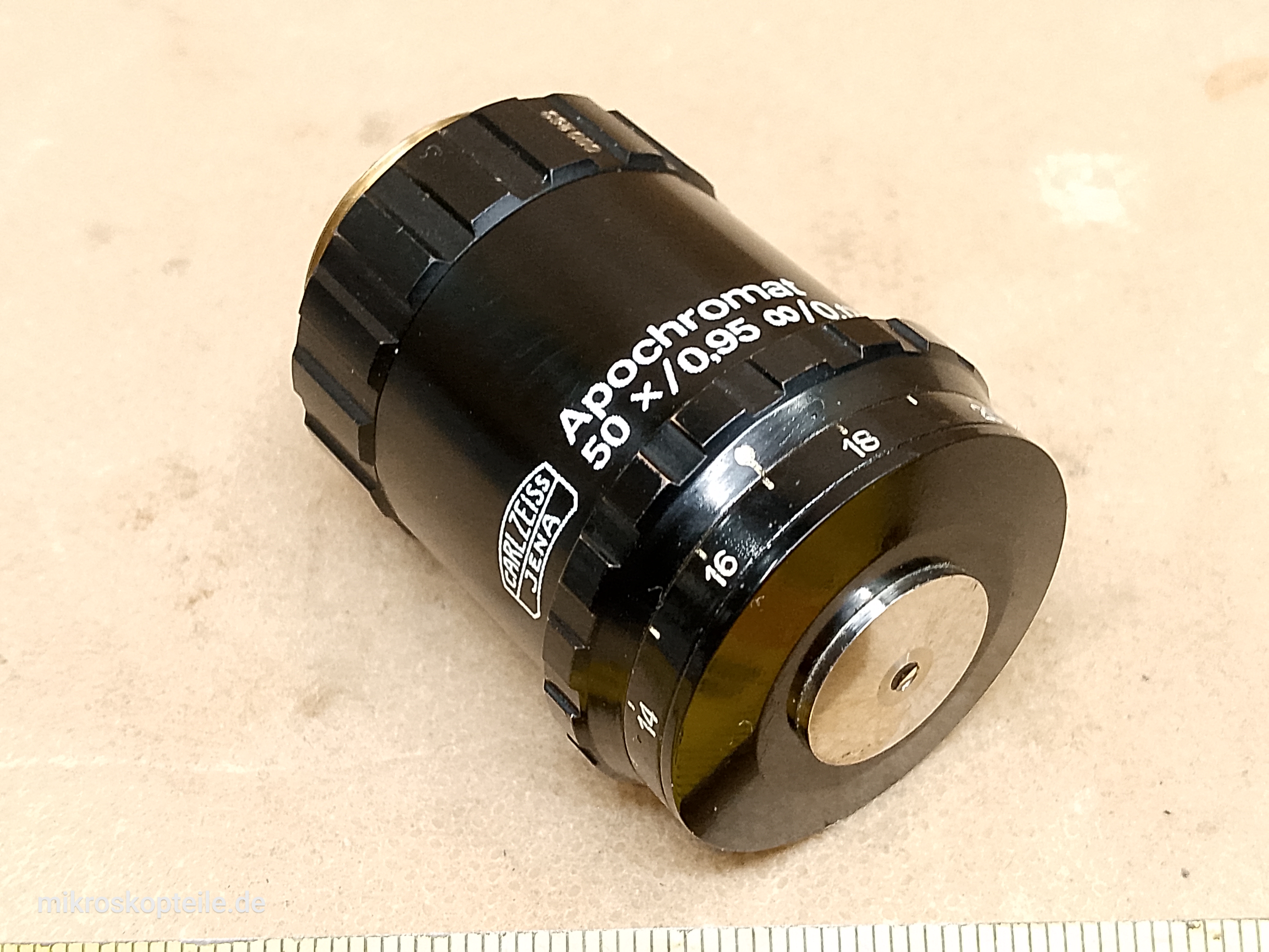 Carl Zeiss Jena Jenalumar Mikroskop Apochromat 50x/0,95 oo/0,17-A Objektiv mit M25-Gewinde und Korrekturring
