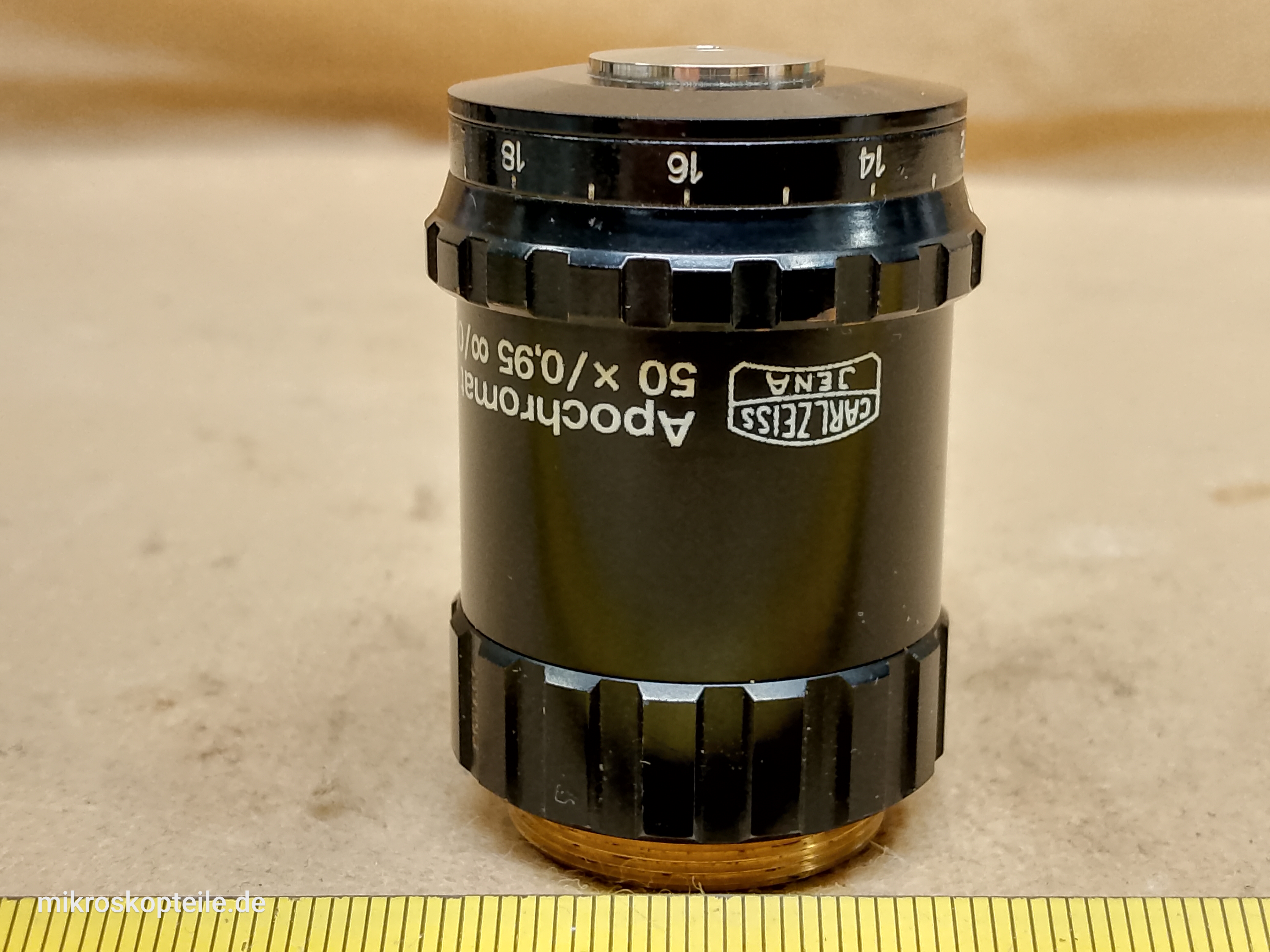 Carl Zeiss Jena Jenalumar Mikroskop Apochromat 50x/0,95 oo/0,17-A Objektiv mit M25-Gewinde und Korrekturring - Ansicht #5
