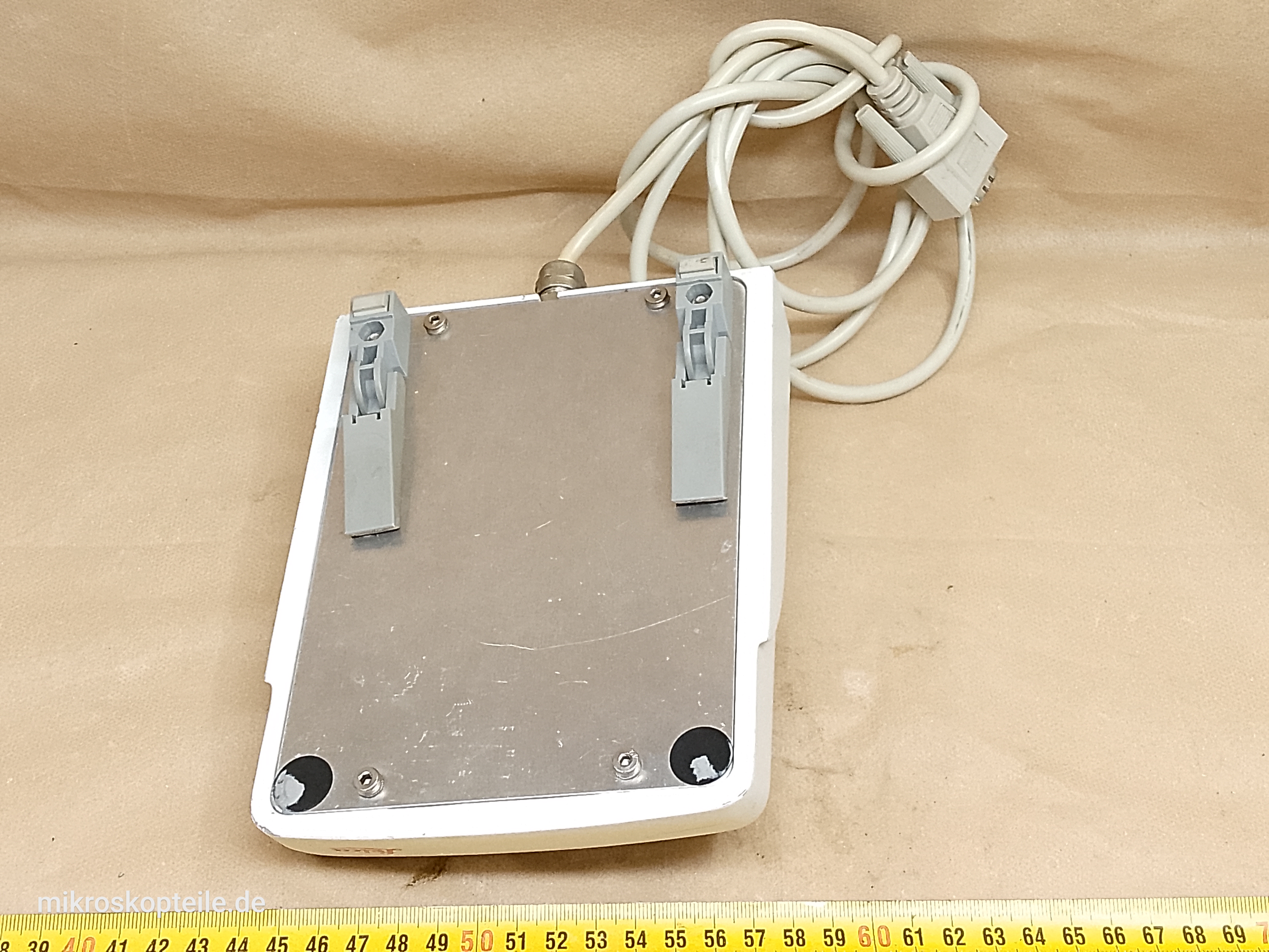 Leica DSC1 rotary disc microtome controller PN 14050534242 | remote console 14050534241 - view #8