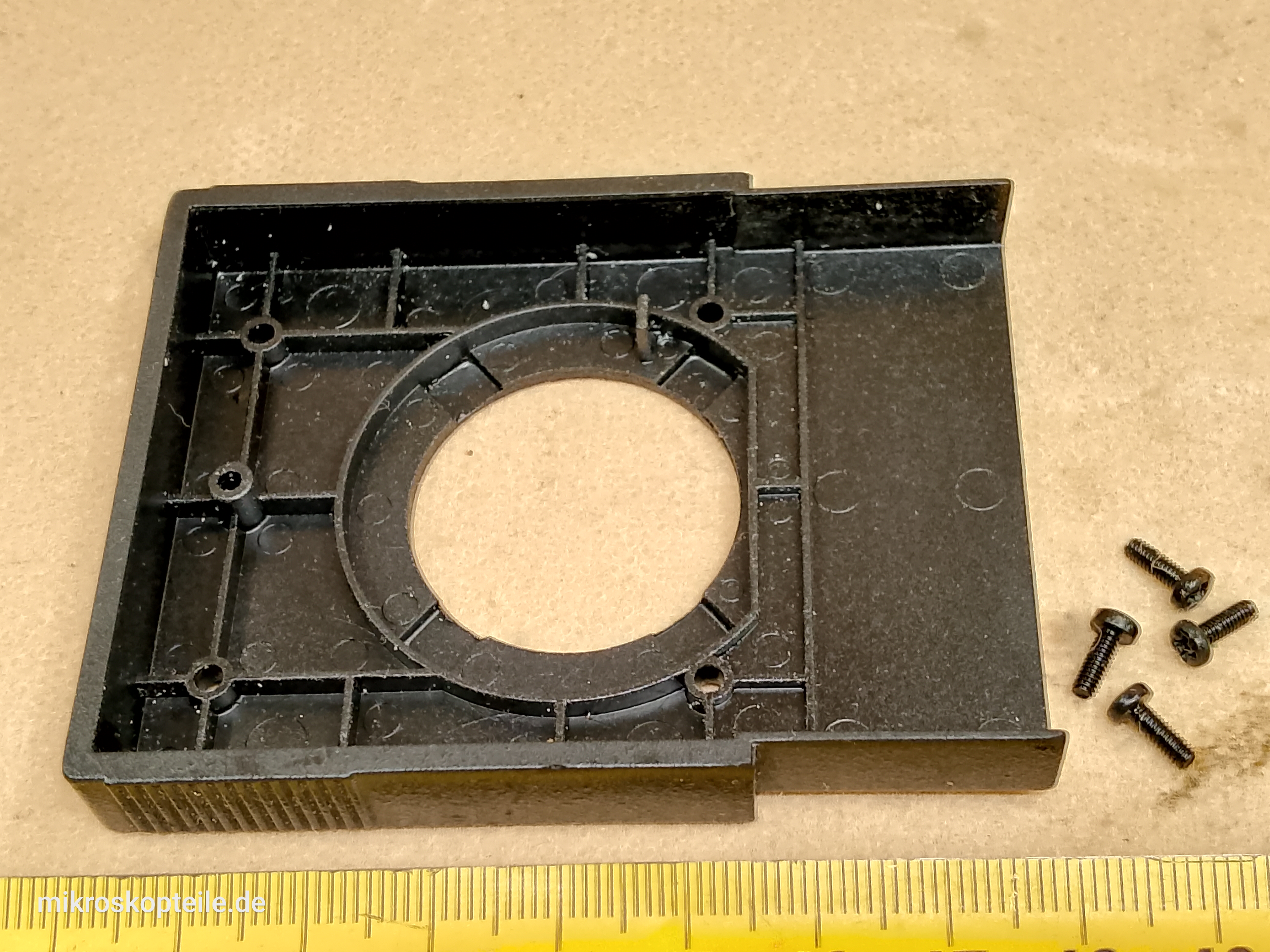 Leitz Wetzlar 512821/20 Mikroskop linke Kunststoff-Frontblende mit Augenabstand-Skala für den Binokularkopf - Ansicht #5